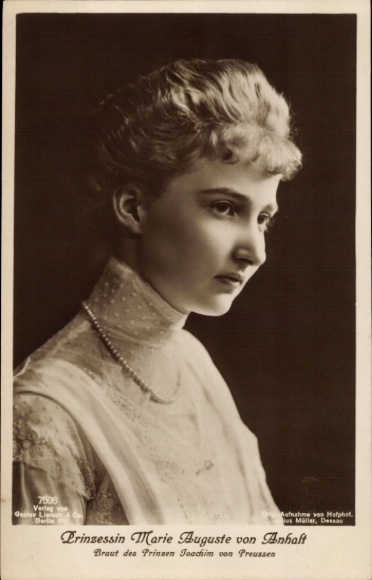 Ak Prinzessin Marie Auguste von Anhalt, Ehefrau Prinz Joachim von Preußen, Portrait, Liersch 7508
