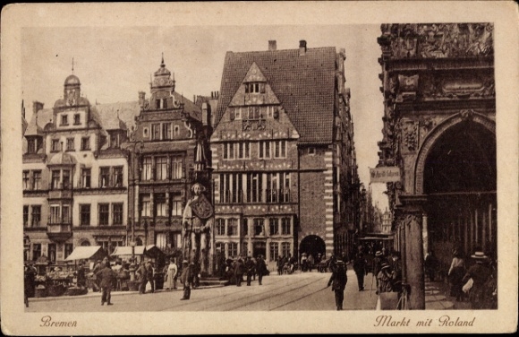 Postcard Bremen, Market with Roland