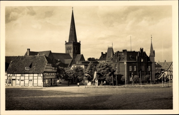 Ak Bergen auf der Insel Rügen, Karl Marx Platz, Kirche