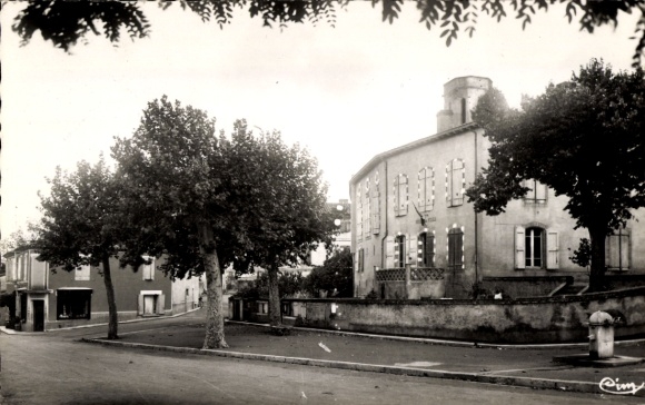 PC Cadalen Tarn, Place de la Mairie