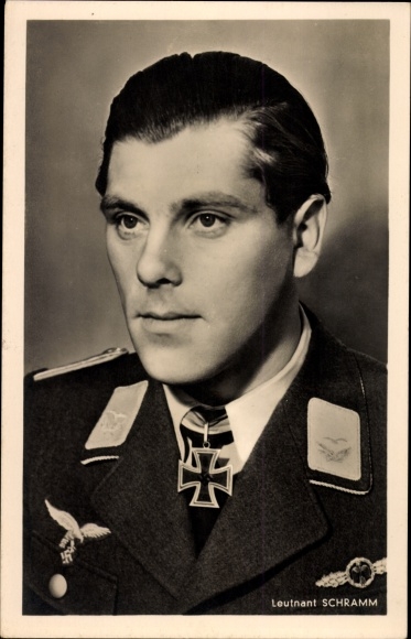 PC Lieutenant Herbert Schramm, Knight&#39;s Cross recipient, Air Force, Portrait, II. WW