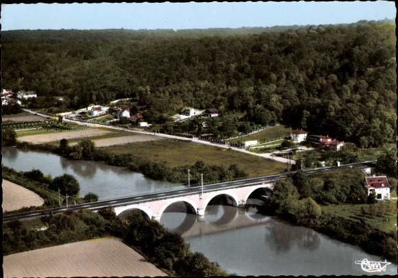 KP Luzancy Seine et Marne, Courcelles sous Méry, Vue aerienne, widok z lotu ptaka, most