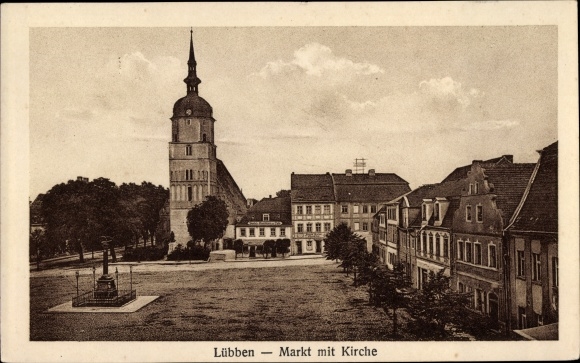 Ak Lübben im Spreewald, Markt mit Kirche
