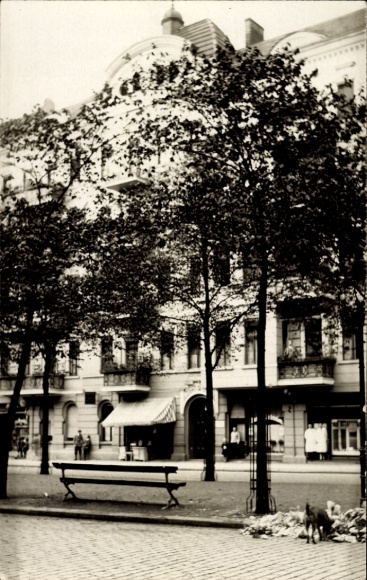 zdjęcie KP Berlin Prenzlauer Berg, dom Wichertstraße 67, sklepy, mieszkańcy