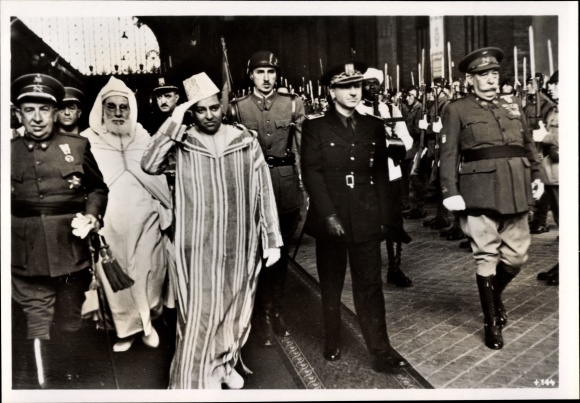 Photo Heinrich Hoffmann, The Moroccan Khalif Muley visiting Madrid, June 1942