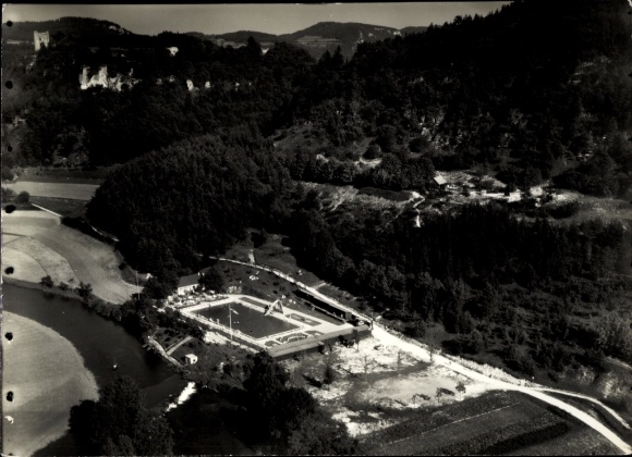 Foto Streitberg Wiesenttal Fränkische Schweiz, Fliegeraufnahme, Schwimmbad