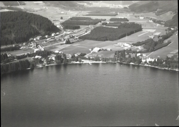 Foto Titisee Neustadt im Breisgau Hochschwarzwald, Fliegeraufnahme
