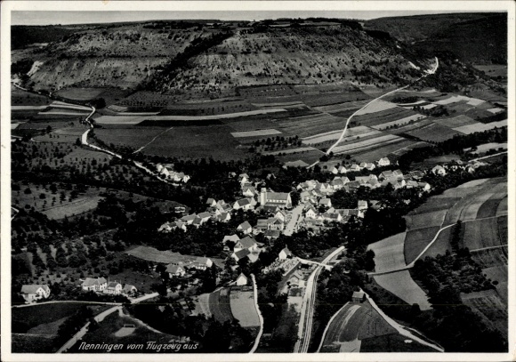 Ak Menningen Messkirch in Baden, luchtfoto