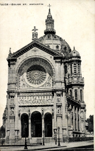 Postcard Paris IX Opéra, Eglise St. Augustin, large dome, rose window, columns, statues