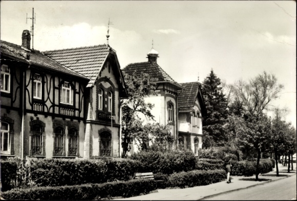 Postcard Bad Tennstedt in Thuringia, Kurstrasse, half-timbered house