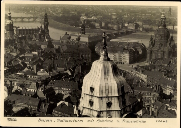 Ak Dresden Altstadt, Rathausturm, Hofkirche, Frauenkirche, Hahn 10648