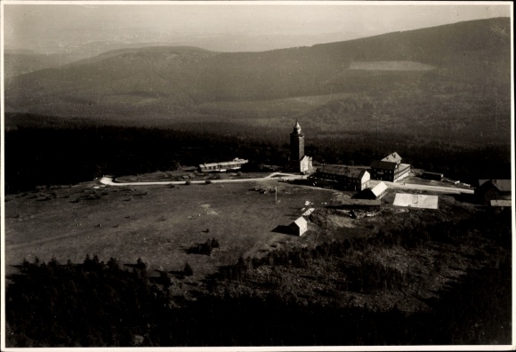 Photo Niederreifenberg Schmitten im Taunus, Großer Feldberg, aerial photograph
