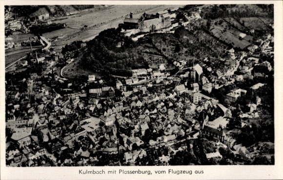 Postcard Kulmbach in Upper Franconia, aerial view of Plassenburg castle visible, city view
