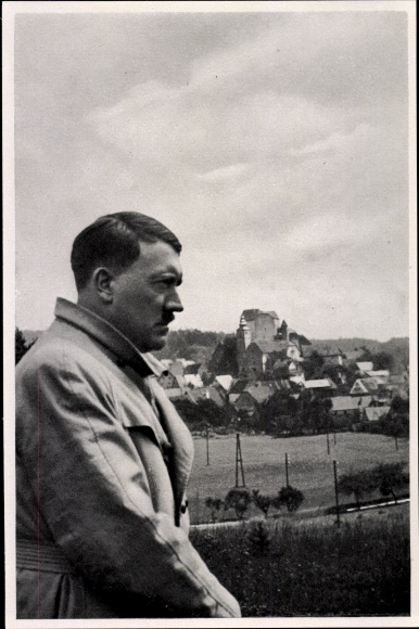 Sammelbild Nr. 10 In deutscher Landschaft, Adolf Hitler in Hiltpoltstein, Fränkische Schweiz