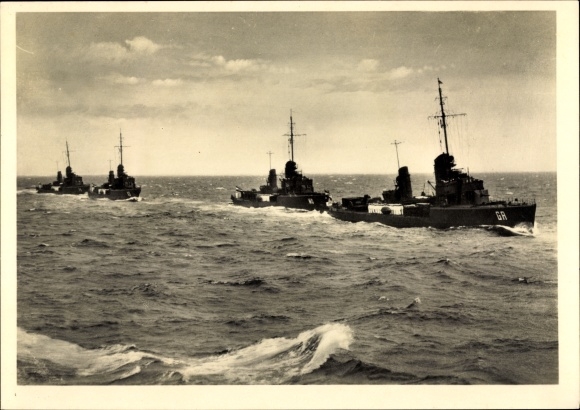 Ak Deutsche Kriegsschiffe, Torpedoboote in voller Fahrt, Kriegsmarine