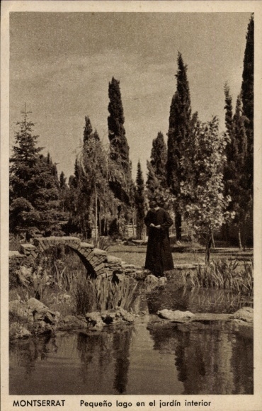 Ak Montserrat Katalonien, Pequeño lago, Garten, Brücke, Bäume, Person