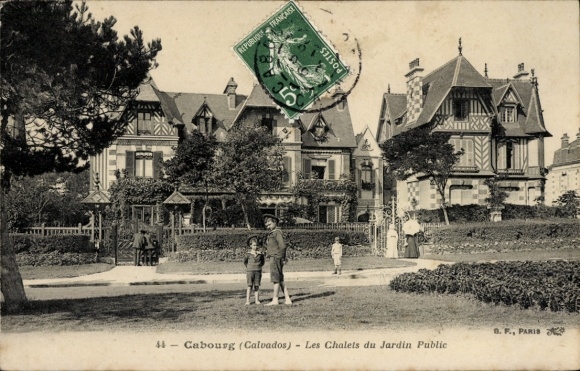 Ak Cabourg Calvados, Les Chalets du Jardin Public