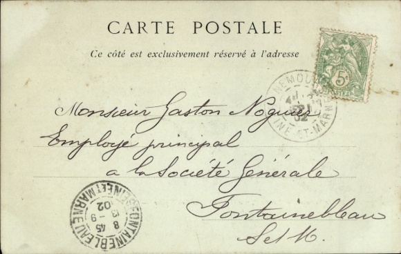 Postcard Larchant Seine-et-Marne, general view of the Chapter