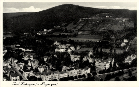 Postcard Bad Kissingen Lower Franconia Bavaria, aerial view of mountain in the background, city view