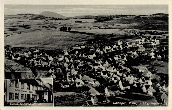 Postcard Undingen Sonnenbühl in Württemberg, aerial view of Gasthaus Schwanenmühle, rural area