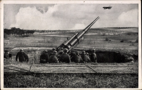 Ak Deutsche Wehrmacht, Luftverteidigungszone im Westen, Schweres Flakgeschütz feuerbereit