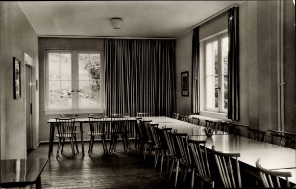 PC Upper Easter Reichelsheim in the Odenwald Hesse, Landheim d. Victoria School Darmstadt, dining room
