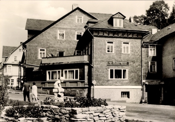 Ak Lauscha Thüringen, FDGB Vertragshaus, HO Gaststätte Wilder Mann, Hüttenplatz