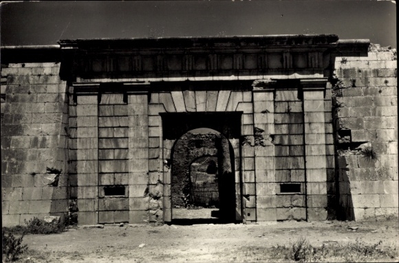 Postcard Roses Rosas Catalonia, entrance to the old citadel, black and white photo, Costa Brava
