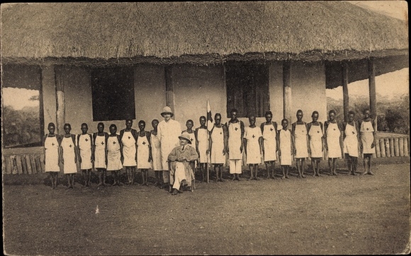 Postcard Belgisches Rotes Kreuz, Red Cross Nursing School in Pawa
