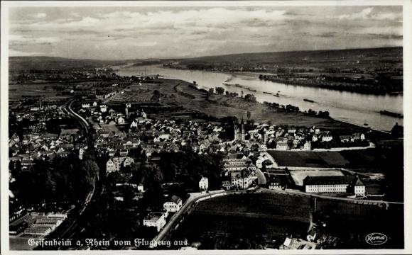 Postcard Geisenheim am Rhein Hesse, aerial view of Geisenheim am Rhein, river landscape, houses