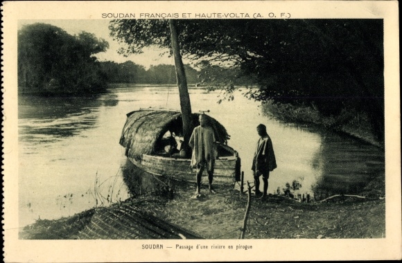 Postcard Soudan Mali, Crossing a river in a canoe