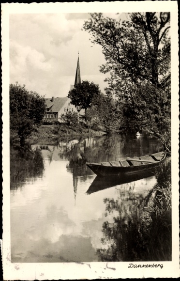 Postcard Dannenberg an der Elbe, view from the shore to the place, boat