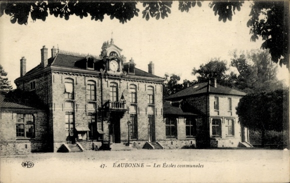 Ak Eaubonne Val d'Oise, Les Ecoles communales