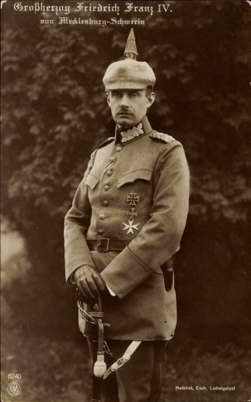 Ak Großherzog Friedrich Franz IV von Mecklenburg Schwerin, Portrait in Uniform