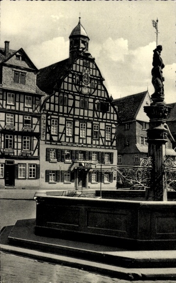 Postcard Butzbach in Taunus Hessen, town hall, market fountain