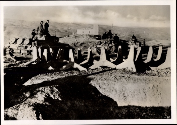 Photo German tanks in Greece, Wehrmacht, II. WW