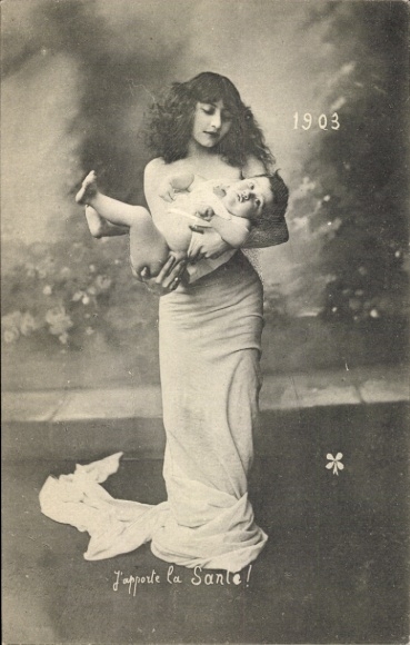 Postcard Dresden Schönfeld Weißig Rossendorf, nude of a woman with child. Caption: Japporte la Sant...