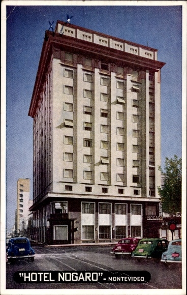 Ak Montevideo Uruguay, Hotel Nogaro,  Hochhaus, Autos, Straße
