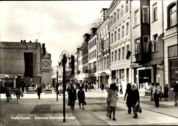 Postcard Halle an der Saale, Klement Gottwald Street, Pharmacy, Goethe Cinema