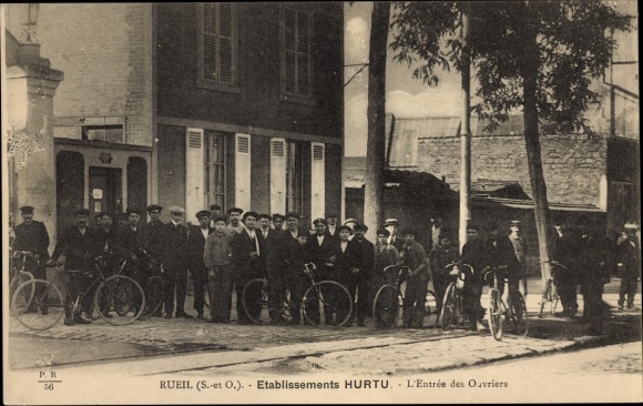 Postcard Rueil Hauts-de-Seine, Hurtu factory, factory workers, bicycles