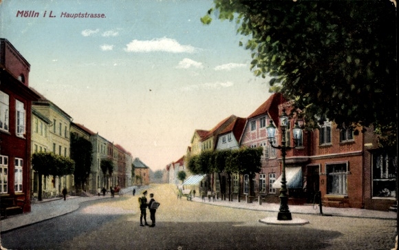 Postcard Mölln in the Duchy of Lauenburg, main street, city view, colorful houses, people on the street
