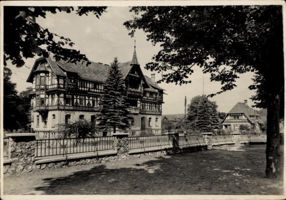 KP Bad Salzungen w dzielnicy Wartburg, kąpiele solne dla dzieci Charlottenhall, dom z muru pruskiego
