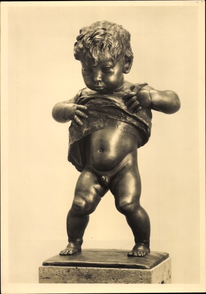 Ak Plastik von Gustav A. Bredow, Brunnenbuberl, HDK 358, Photo Hoffmann