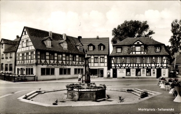 KP Heilsbronn w środkowej Frankonii, częściowy widok, rynek