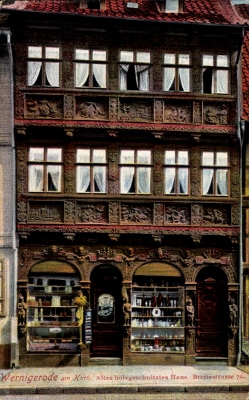 Ak Wernigerode im Harz, Altes Holzhaus, Breitestraße 72,  Fenster mit Vorhängen