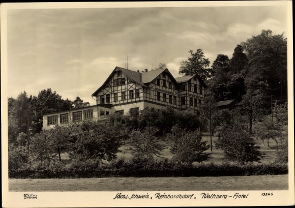 Ak Schöna Reinhardtsdorf in Sachsen, Blick auf das Wolfsberg Hotel, Hahn 13265