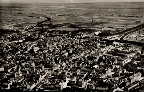 Ak Frankenthal in der Pfalz, Luftaufnahme von  Stadtansicht,  Gebäude