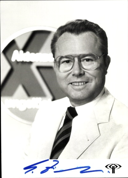 Ak Schauspieler, Fernsehmoderator Eduard Zimmermann, Aktenzeichen XY ungelöst, Portrait, Autogramm