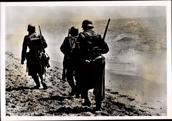 Photo Kerch Crimea Ukraine, cable layers at the head of the German troops, 1942