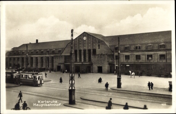 Ak Karlsruhe in Baden Württemberg, Hauptbahnhof, Straßenbahn